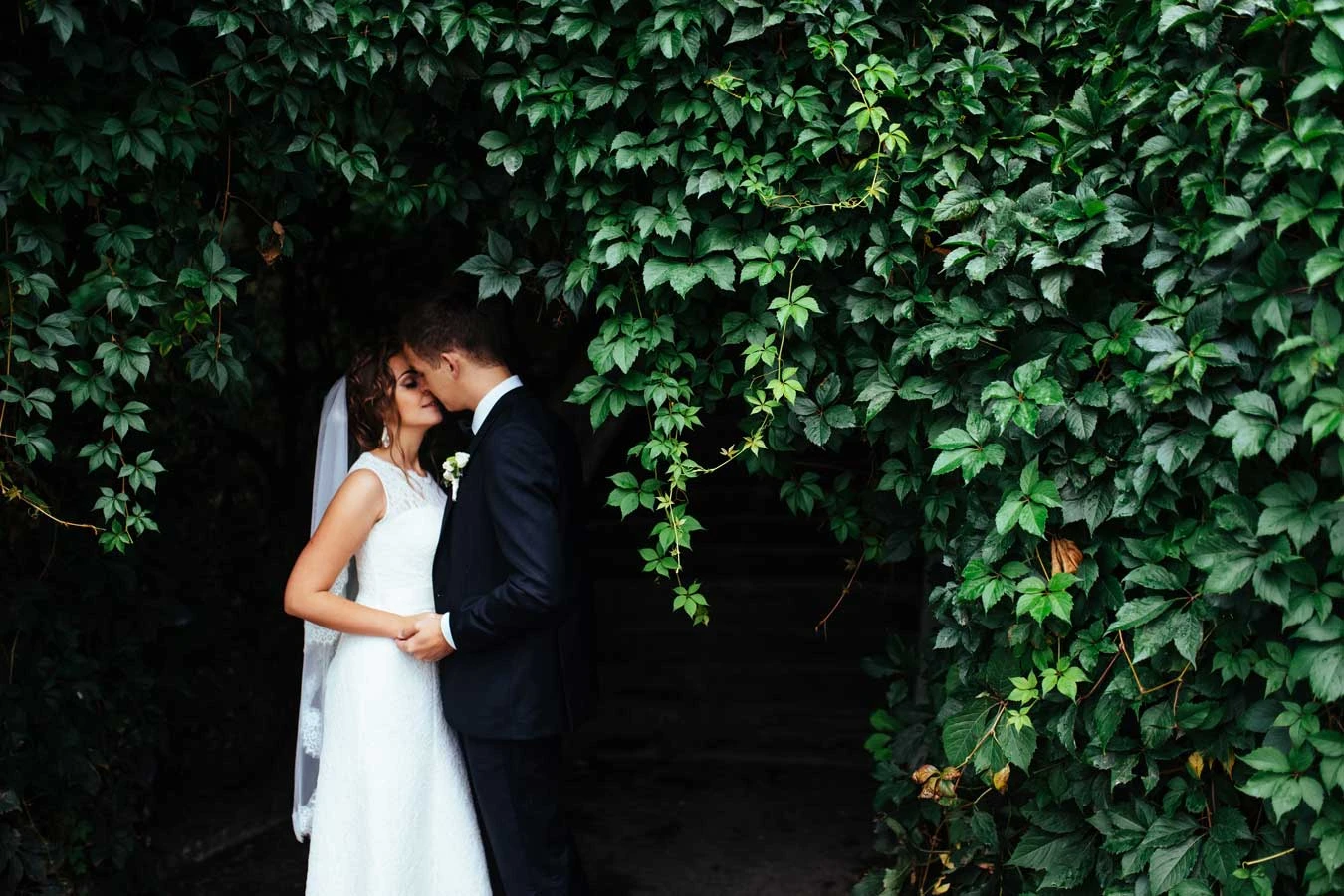 The Benefits of Hiring a Local NYC Wedding Photographer