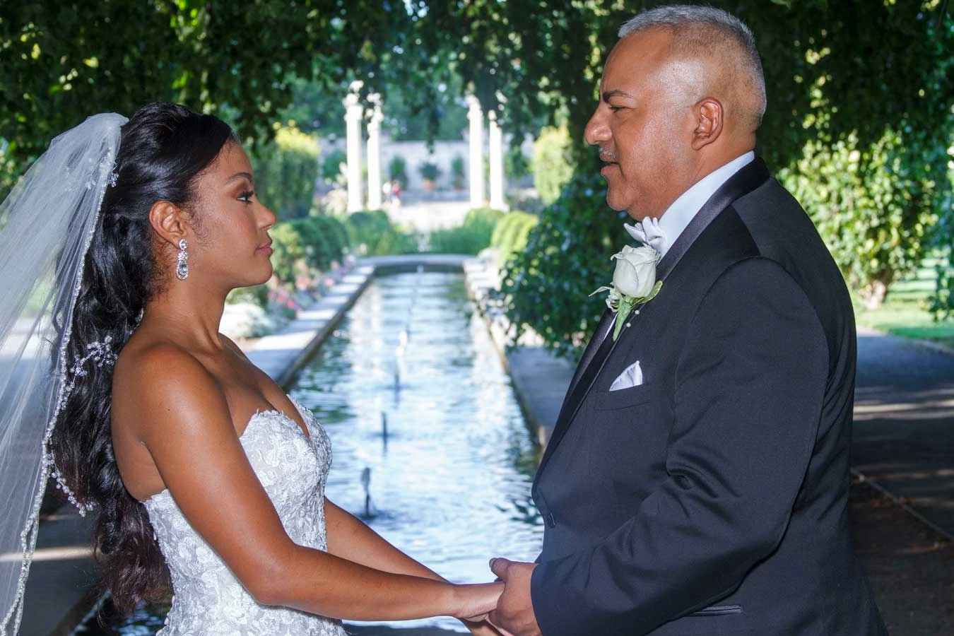 How to Choose the Right Affordable Wedding Photographer for Your Big Day