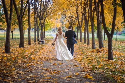 people-in-autumn-2022-Wedding-Photographer-nyc