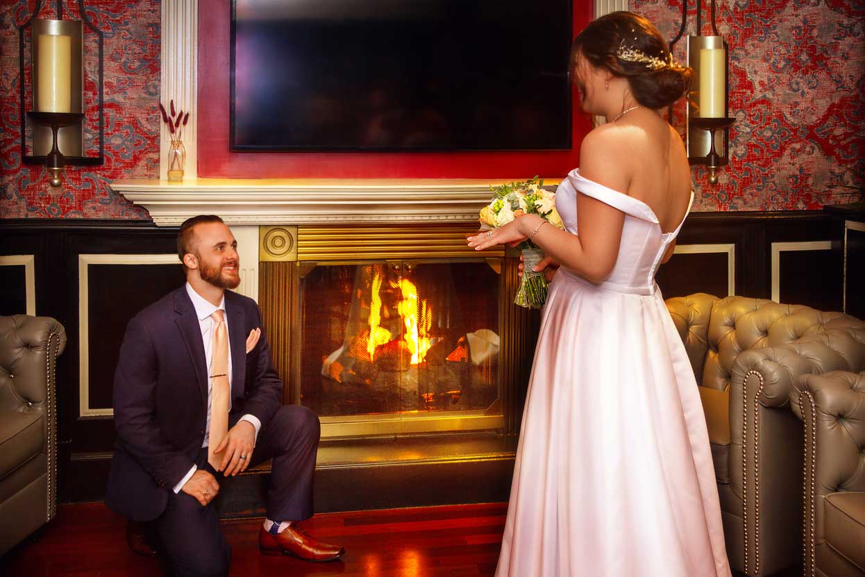 Professional New York wedding photographer capturing couple in city